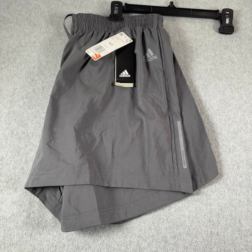 Adidas Run Shorts Men XL Grey Solid NWT Climalite 5" Inseam CW3588 Reflective